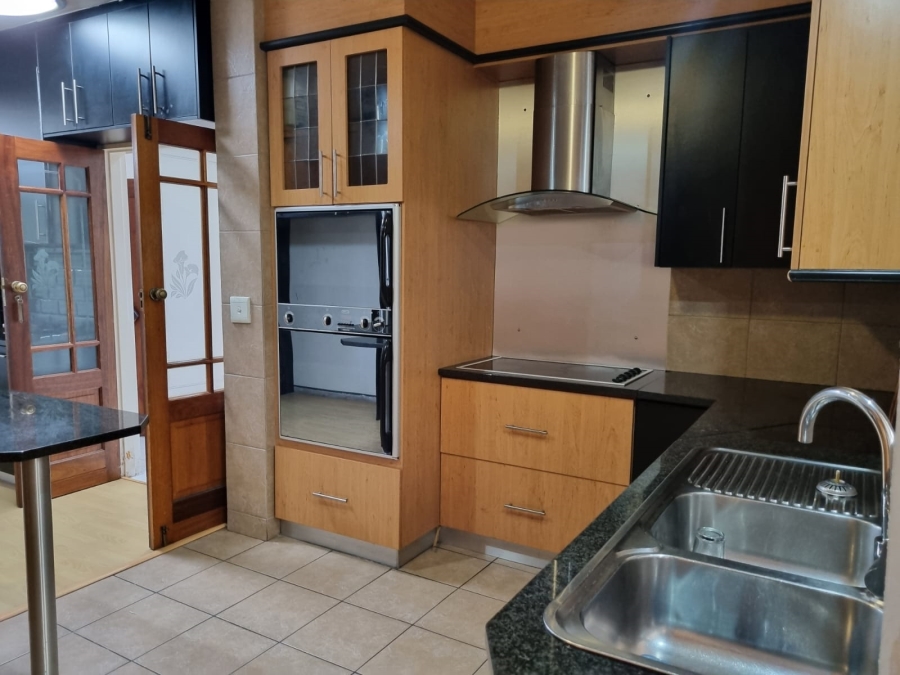 4 Bedroom Property for Sale in Churchill Estate Western Cape
